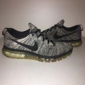 Nike FlyKnit Max